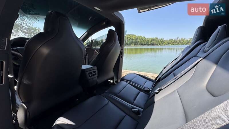 Позашляховик / Кросовер Tesla Model X 2019 в Кропивницькому