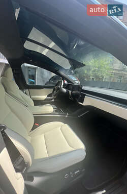 Внедорожник / Кроссовер Tesla Model X 2023 в 