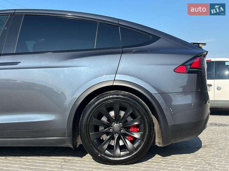 Позашляховик / Кросовер Tesla Model X 2020 в Львові