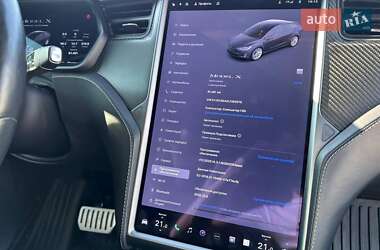 Позашляховик / Кросовер Tesla Model X 2020 в 