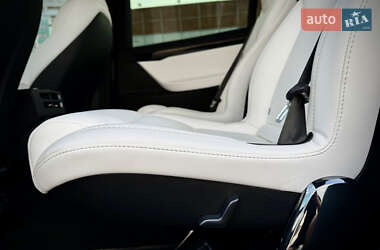 Внедорожник / Кроссовер Tesla Model X 2020 в 