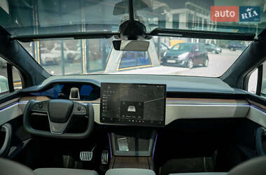 Внедорожник / Кроссовер Tesla Model X 2023 в 
