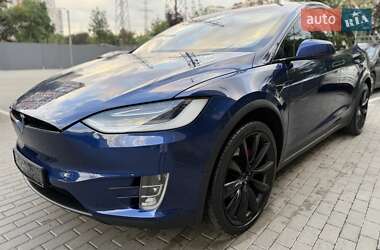 Позашляховик / Кросовер Tesla Model X 2020 в 