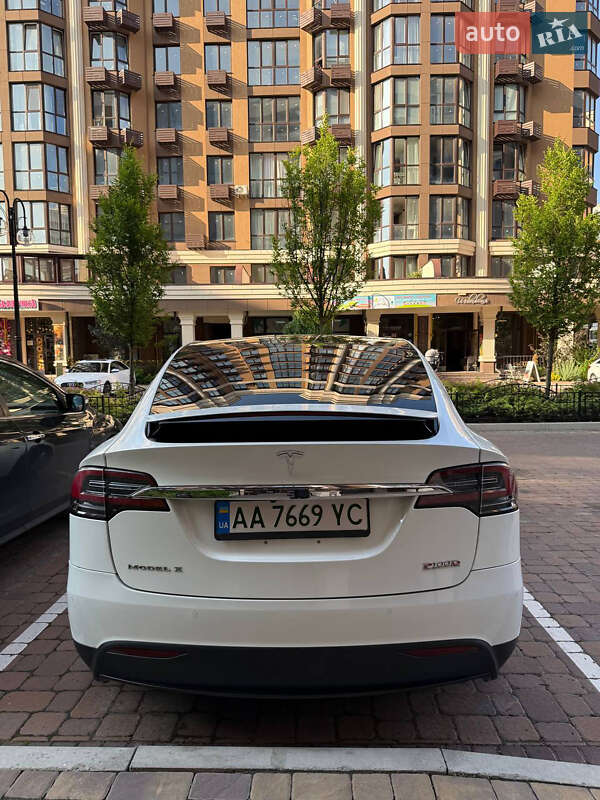 Позашляховик / Кросовер Tesla Model X 2017 в Харкові