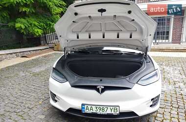 Внедорожник / Кроссовер Tesla Model X 2019 в 