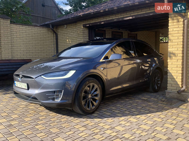 Tesla Model X 2016