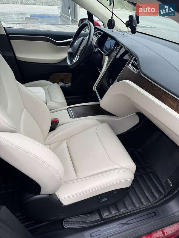 Позашляховик / Кросовер Tesla Model X 2018 в Житомирі