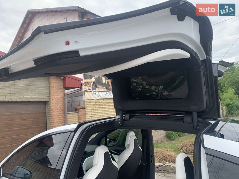 Внедорожник / Кроссовер Tesla Model X 2018 в Киеве фото 18 Внедорожник / Кроссовер Tesla Model X 2018 в Киеве