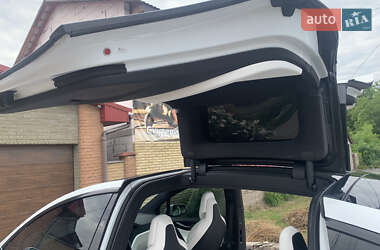Внедорожник / Кроссовер Tesla Model X 2018 в 