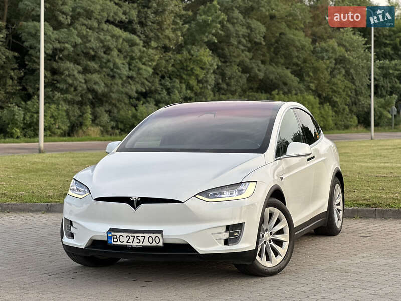 Tesla Model X 2018