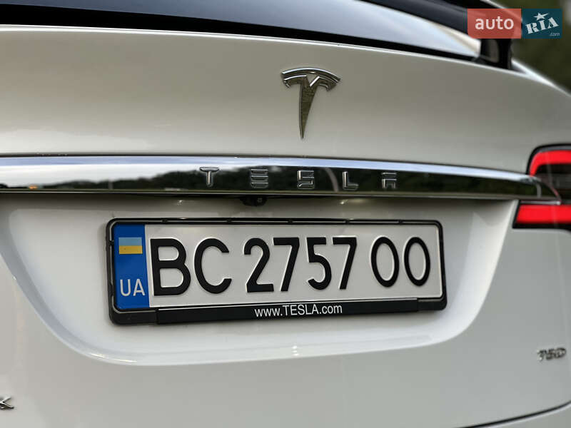Внедорожник / Кроссовер Tesla Model X 2018 в Радивилове