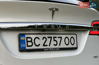 Внедорожник / Кроссовер Tesla Model X 2018 в 