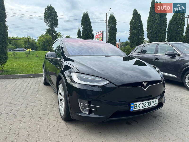 Tesla Model X 2017