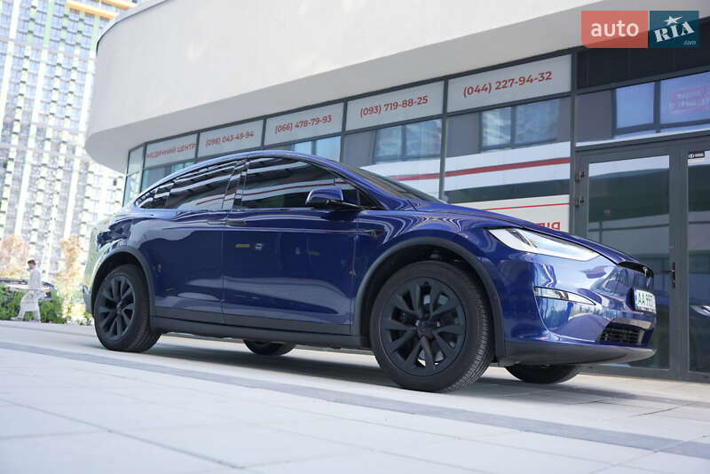 Позашляховик / Кросовер Tesla Model X 2023 в Києві фото 18 Позашляховик / Кросовер Tesla Model X 2023 в Києві