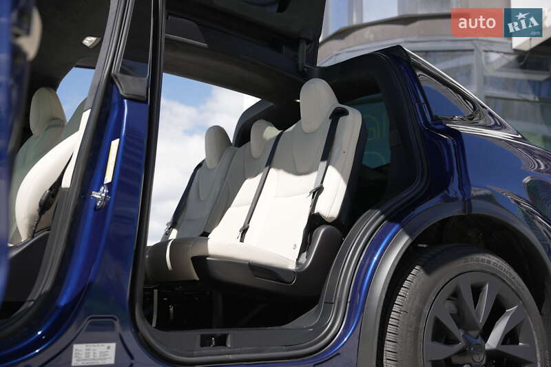 Позашляховик / Кросовер Tesla Model X 2023 в Києві фото 26 Позашляховик / Кросовер Tesla Model X 2023 в Києві