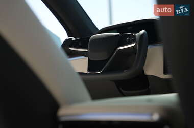 Внедорожник / Кроссовер Tesla Model X 2023 в 