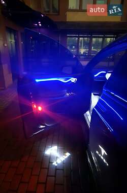 Внедорожник / Кроссовер Tesla Model X 2019 в 