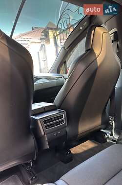 Внедорожник / Кроссовер Tesla Model X 2018 в 