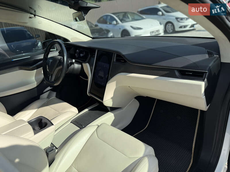 Внедорожник / Кроссовер Tesla Model X 2018 в Виннице