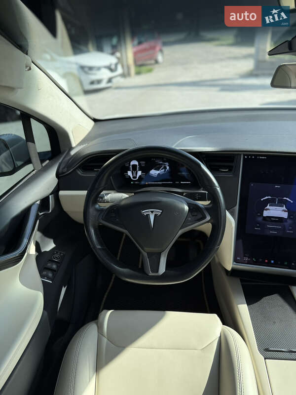 Внедорожник / Кроссовер Tesla Model X 2018 в Виннице