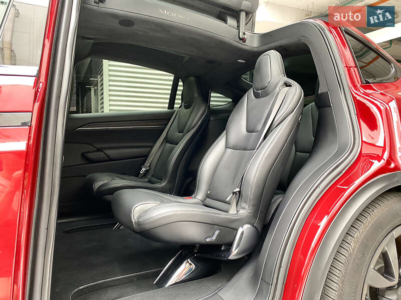 Позашляховик / Кросовер Tesla Model X 2024 в Києві