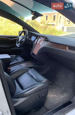 Внедорожник / Кроссовер Tesla Model X 2020 в 