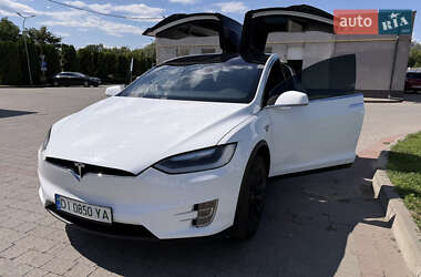 Позашляховик / Кросовер Tesla Model X 2016 в 