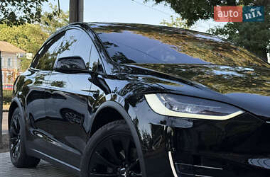 Внедорожник / Кроссовер Tesla Model X 2016 в 