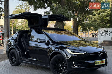 Внедорожник / Кроссовер Tesla Model X 2016 в 
