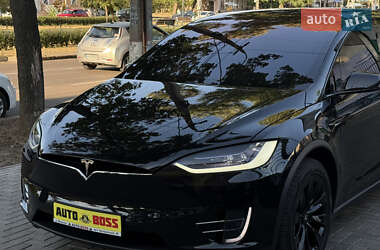 Внедорожник / Кроссовер Tesla Model X 2016 в 