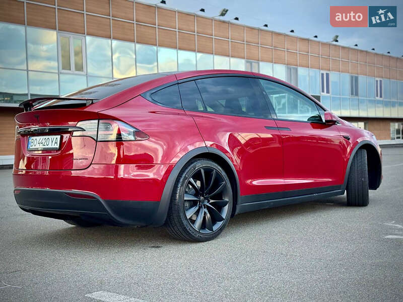 Позашляховик / Кросовер Tesla Model X 2019 в Києві