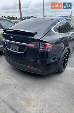 Внедорожник / Кроссовер Tesla Model X 2019 в 