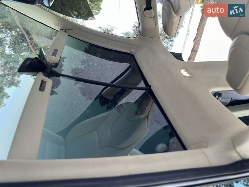 Позашляховик / Кросовер Tesla Model X 2018 в Києві