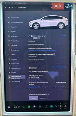 Позашляховик / Кросовер Tesla Model X 2017 в 