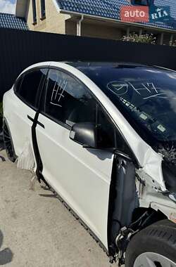 Внедорожник / Кроссовер Tesla Model X 2017 в 