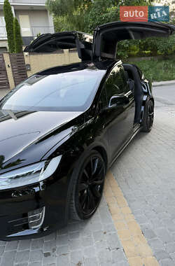 Внедорожник / Кроссовер Tesla Model X 2019 в 