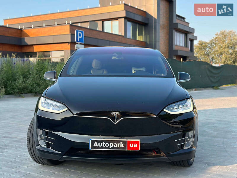 Внедорожник / Кроссовер Tesla Model X 2016 в Виннице фото 4 Внедорожник / Кроссовер Tesla Model X 2016 в Виннице