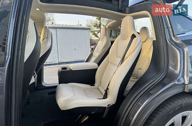 Внедорожник / Кроссовер Tesla Model X 2018 в 