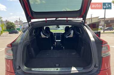 Внедорожник / Кроссовер Tesla Model X 2016 в 