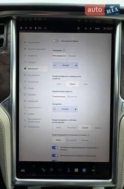 Внедорожник / Кроссовер Tesla Model X 2018 в 