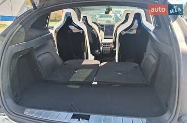 Внедорожник / Кроссовер Tesla Model X 2016 в 