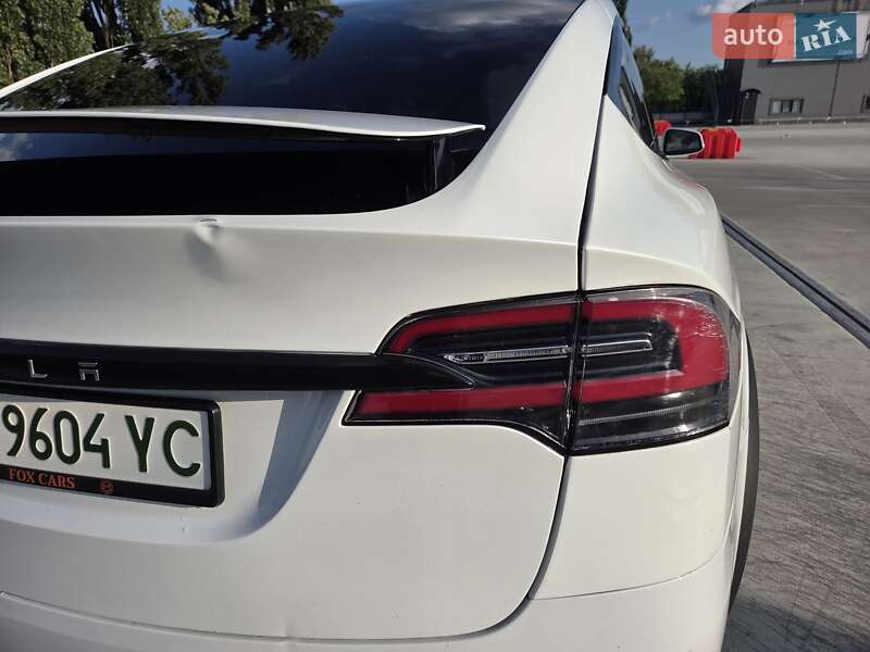 Внедорожник / Кроссовер Tesla Model X 2017 в Киеве