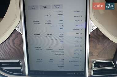 Внедорожник / Кроссовер Tesla Model X 2017 в 