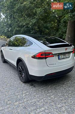 Позашляховик / Кросовер Tesla Model X 2016 в 