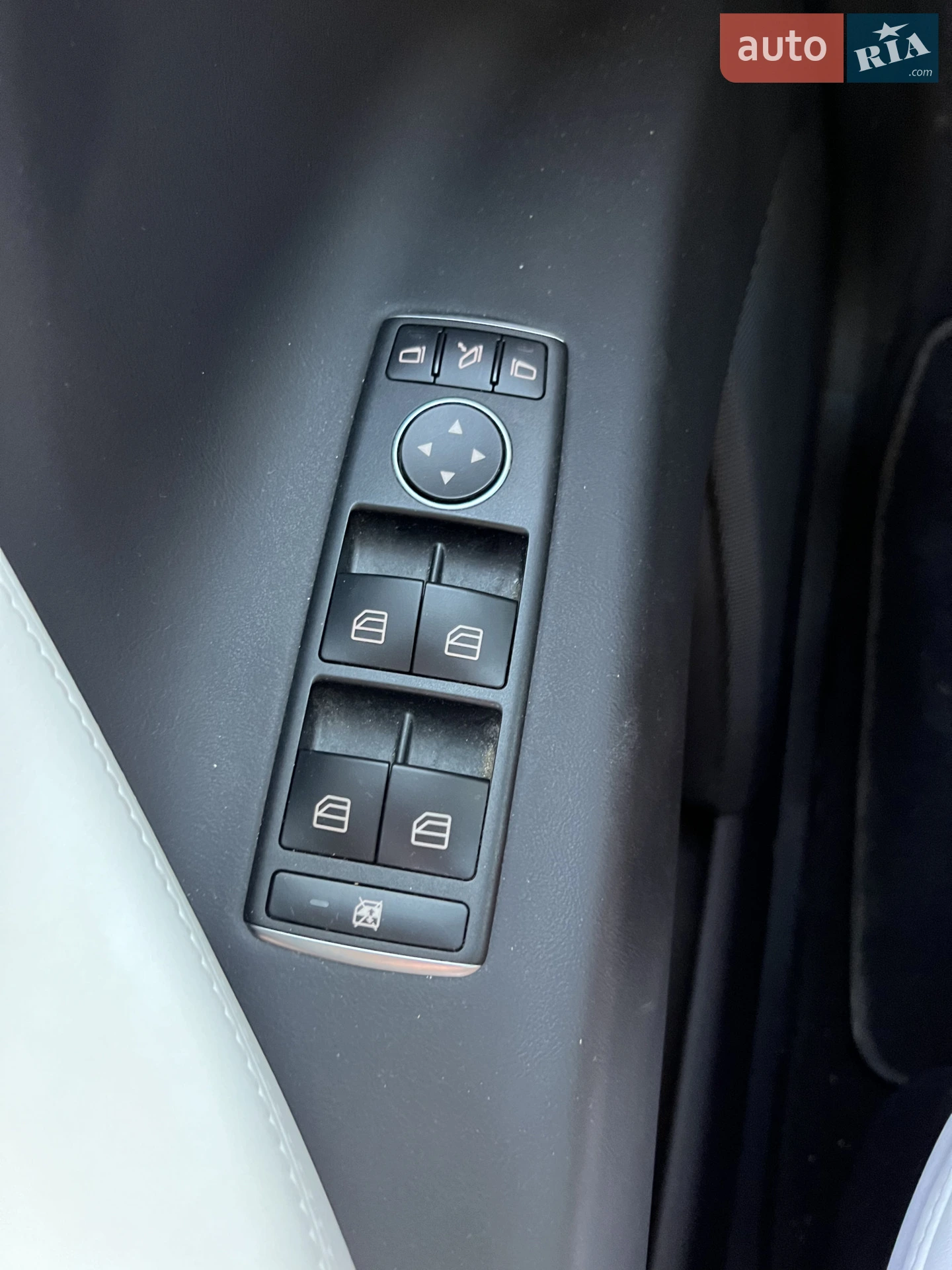 2019 Tesla Model X - мініатюра 29