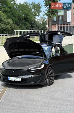 Позашляховик / Кросовер Tesla Model X 2022 в 