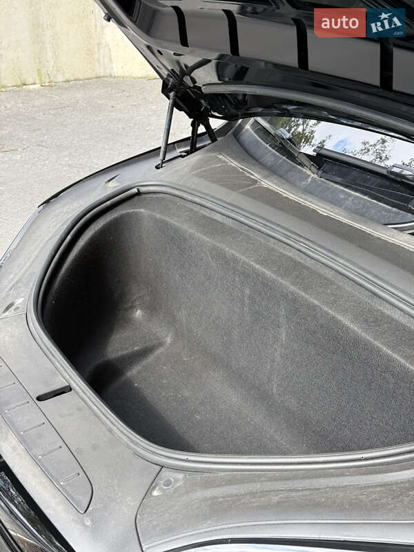 Позашляховик / Кросовер Tesla Model X 2022 в Львові