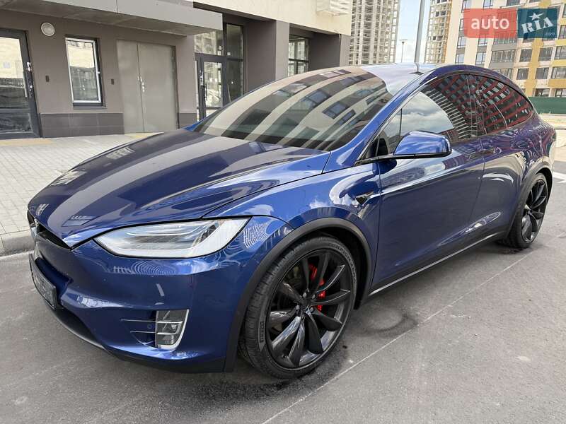 Позашляховик / Кросовер Tesla Model X 2019 в Києві