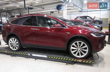 Внедорожник / Кроссовер Tesla Model X 2016 в 