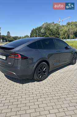 Позашляховик / Кросовер Tesla Model X 2023 в 
